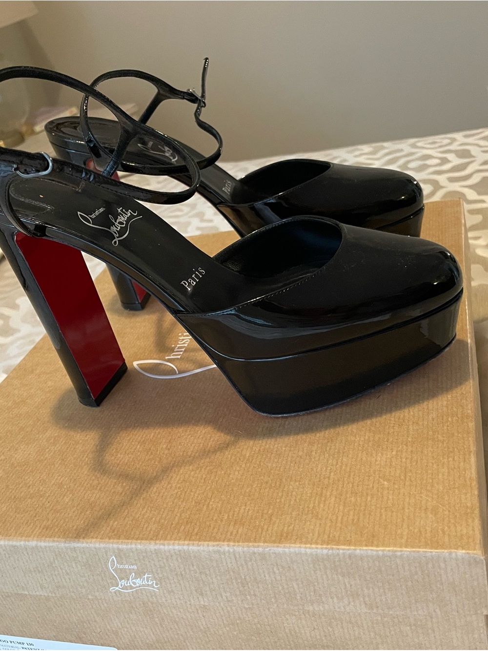 Christian Louboutin Loo Pump 130 Patent Leather in Black AUTHENTIC